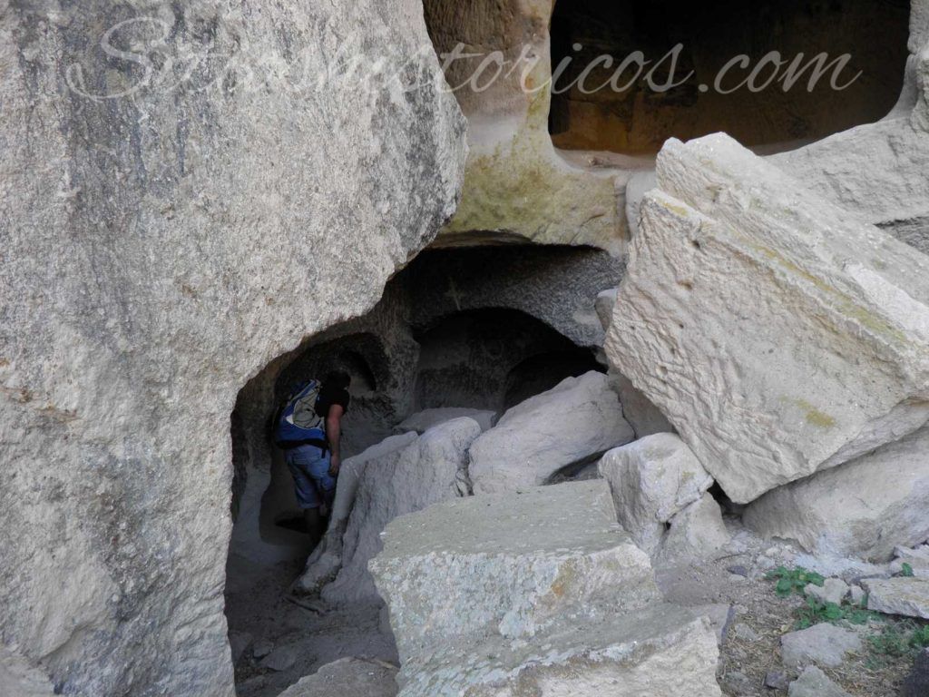 Ermitas excavadas en Ihlara
