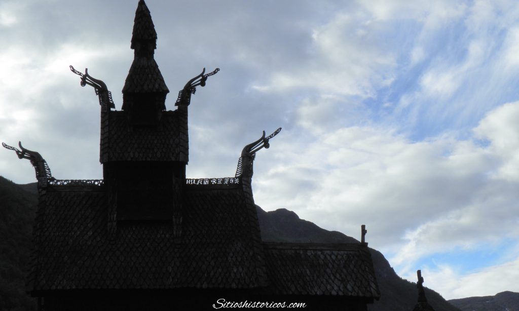 Dragones stavkirke