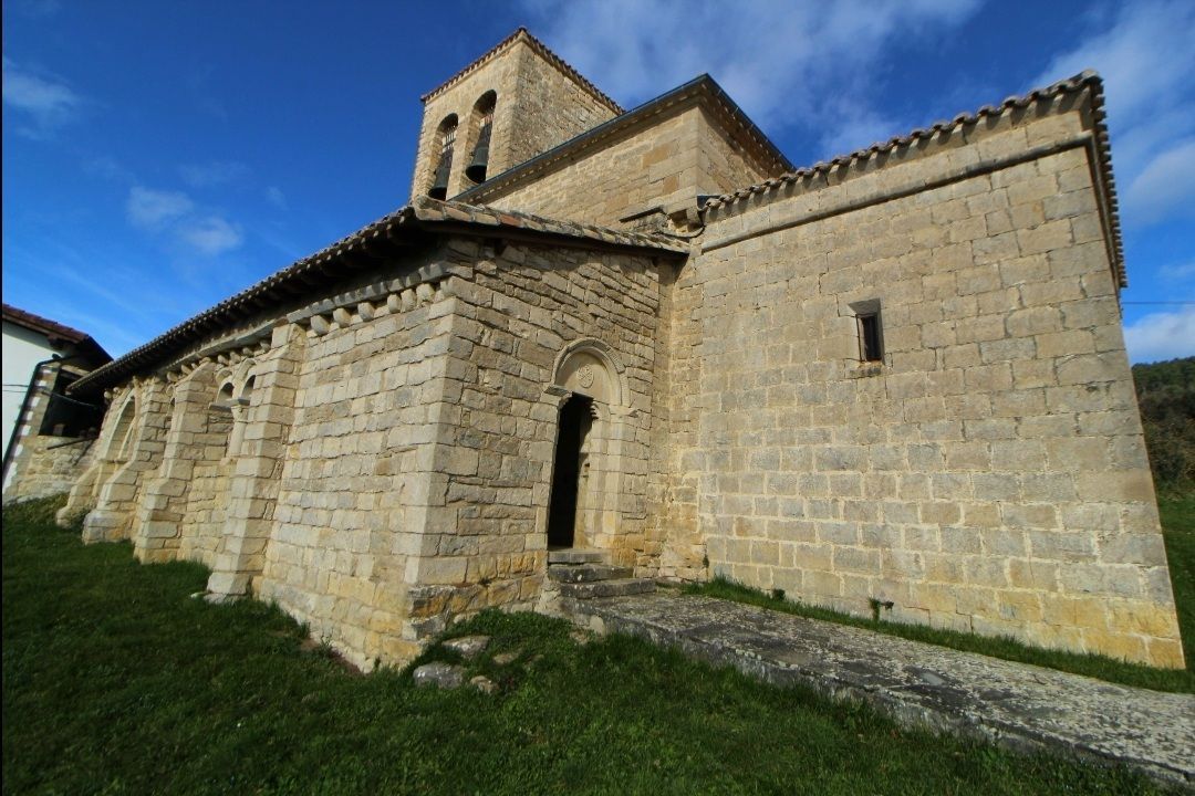 Iglesia de San Esteban de Eusa.