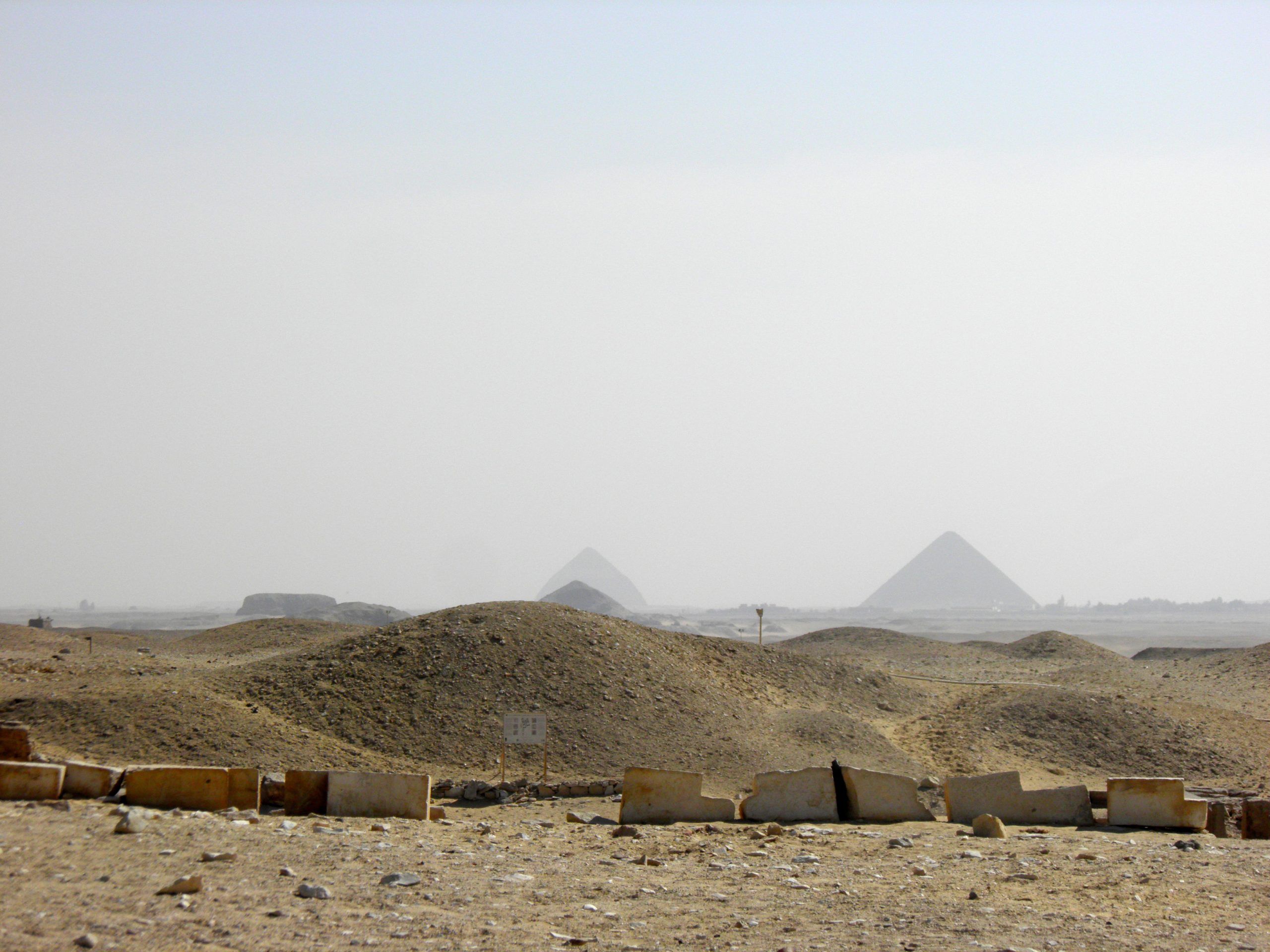 Pirámides en Saqqara.