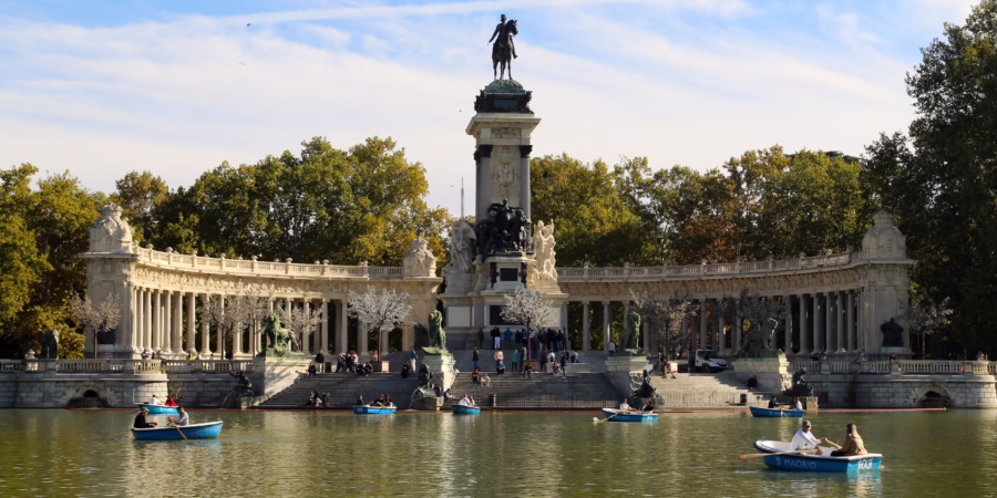 Curiosidades del Estanque Grande del Parque del Buen Retiro.